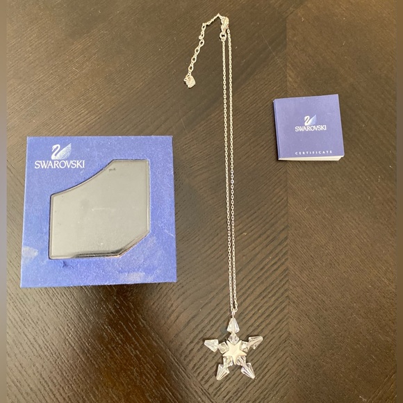 Swarovski Star Necklace - Picture 3 of 6